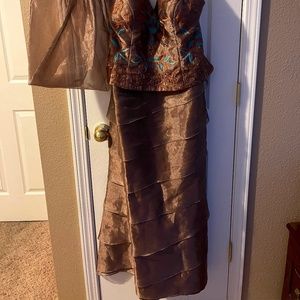 I g Nite Evening Gown